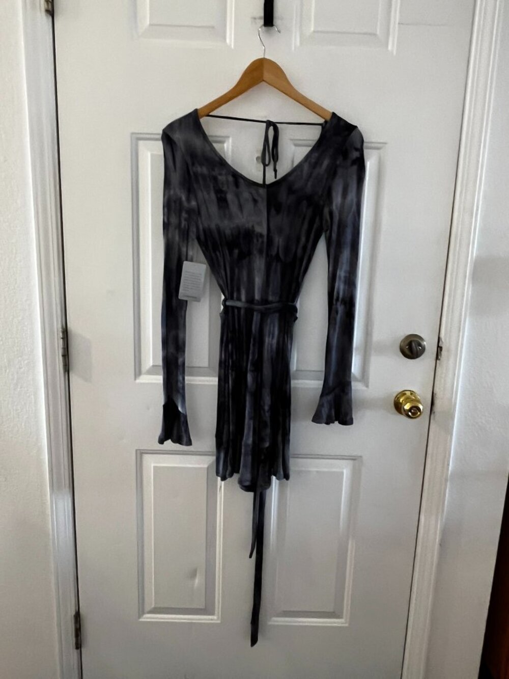 Velvet Torch Los Angeles Woman' Black Tie-dye Belted Ribbed Romper Sz Lr